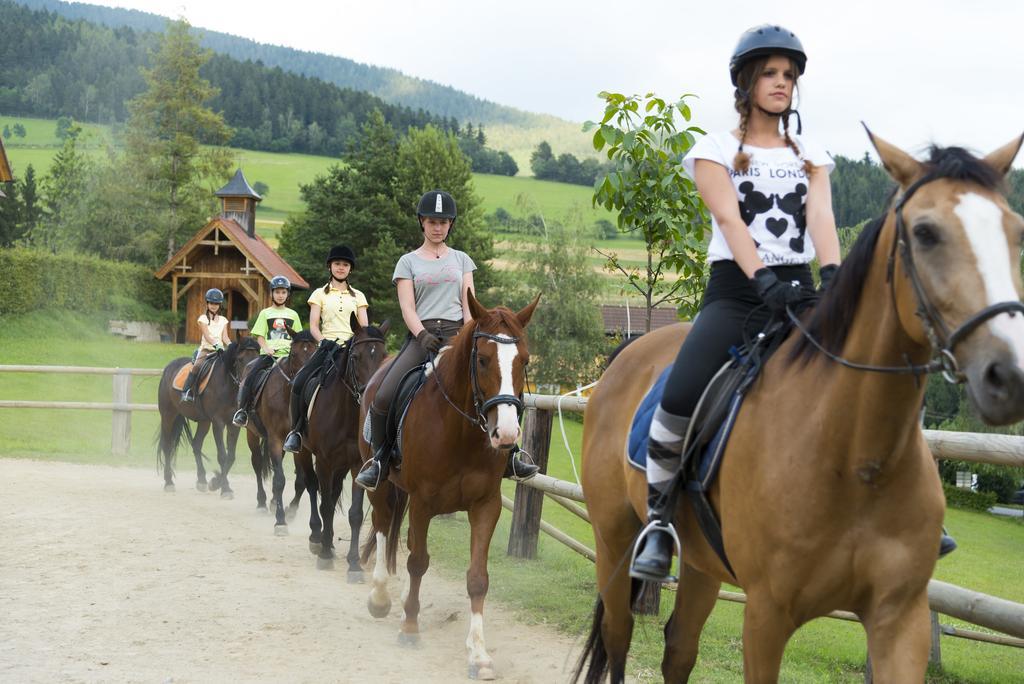 Hotel Muhr Pollauberg Bagian luar foto